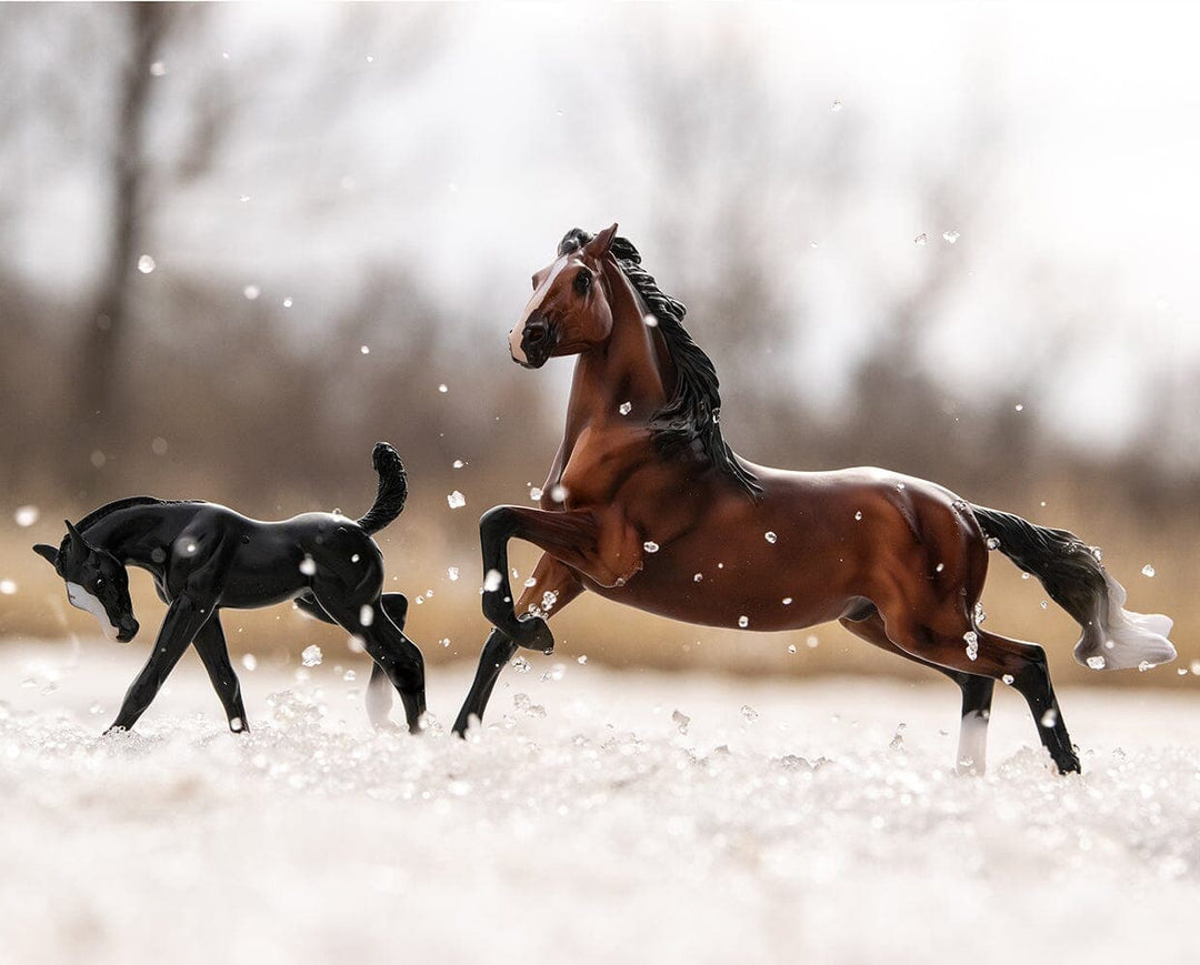 Breyer Wild and Free Horse and Foal Set