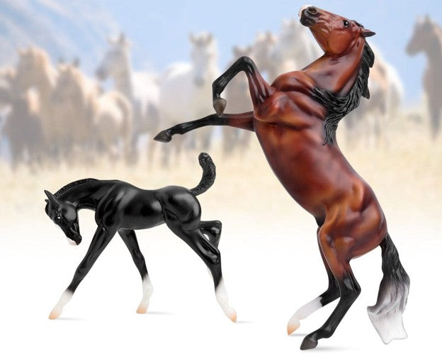 Breyer Wild and Free Horse and Foal Set
