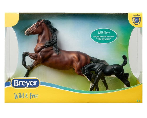 Breyer Wild and Free Horse and Foal Set
