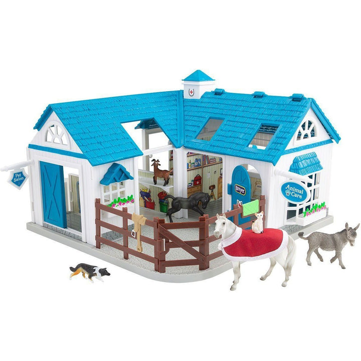 Breyer Deluxe Animal Hospital